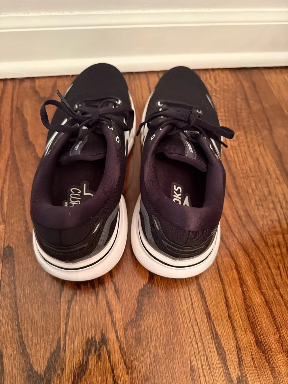 BROOKS Women’s GHOST 15 Running Shoes